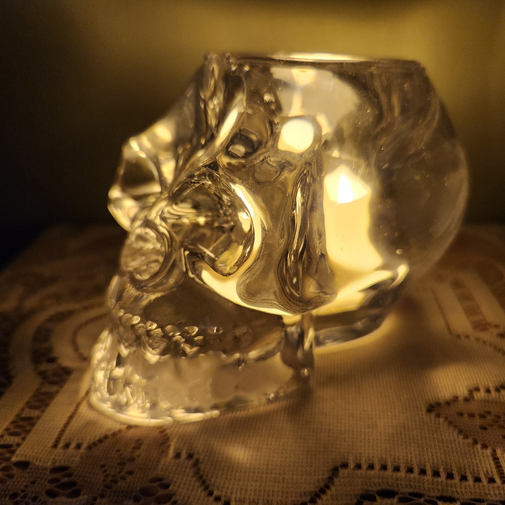 Diamond Star Corp 5.5" Heavy Glass Skull Candle Holder #68053